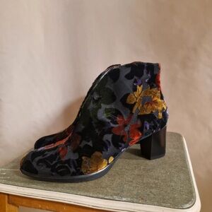 Ara Multicolor Floral Ankle Boots